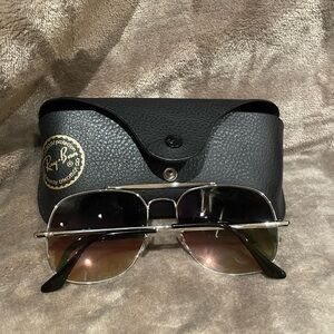 Rayban mirror sunglasses🕶️